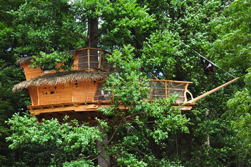 Pirate tree house (3 to 5 pax) from 185 €