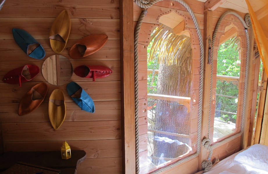 interieur-cabane-dans-les-arbres